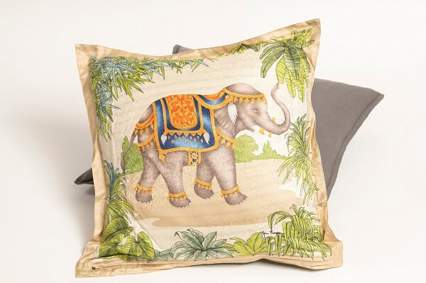 Thai Elephant-Embroidered Cushion圖片